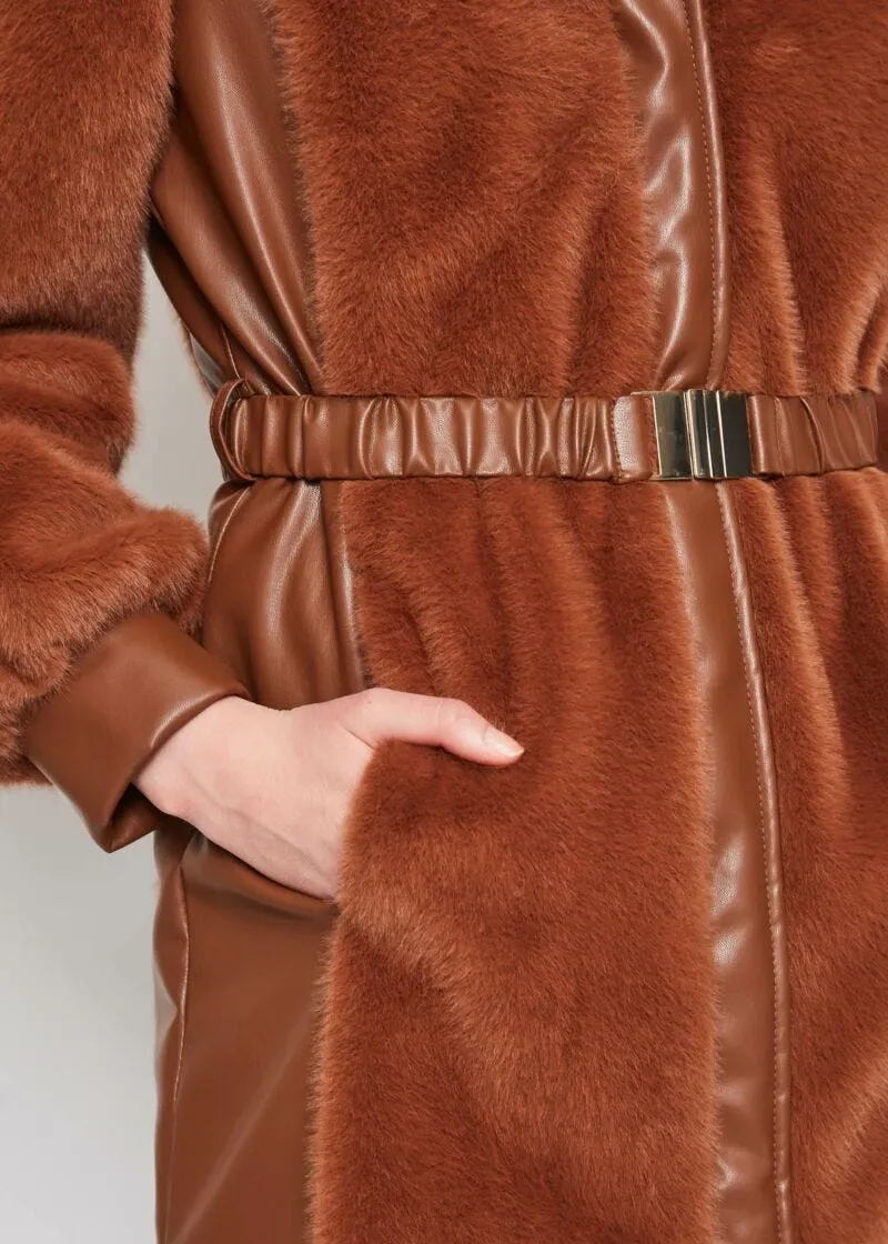 Cappotto in pelliccia sintetica