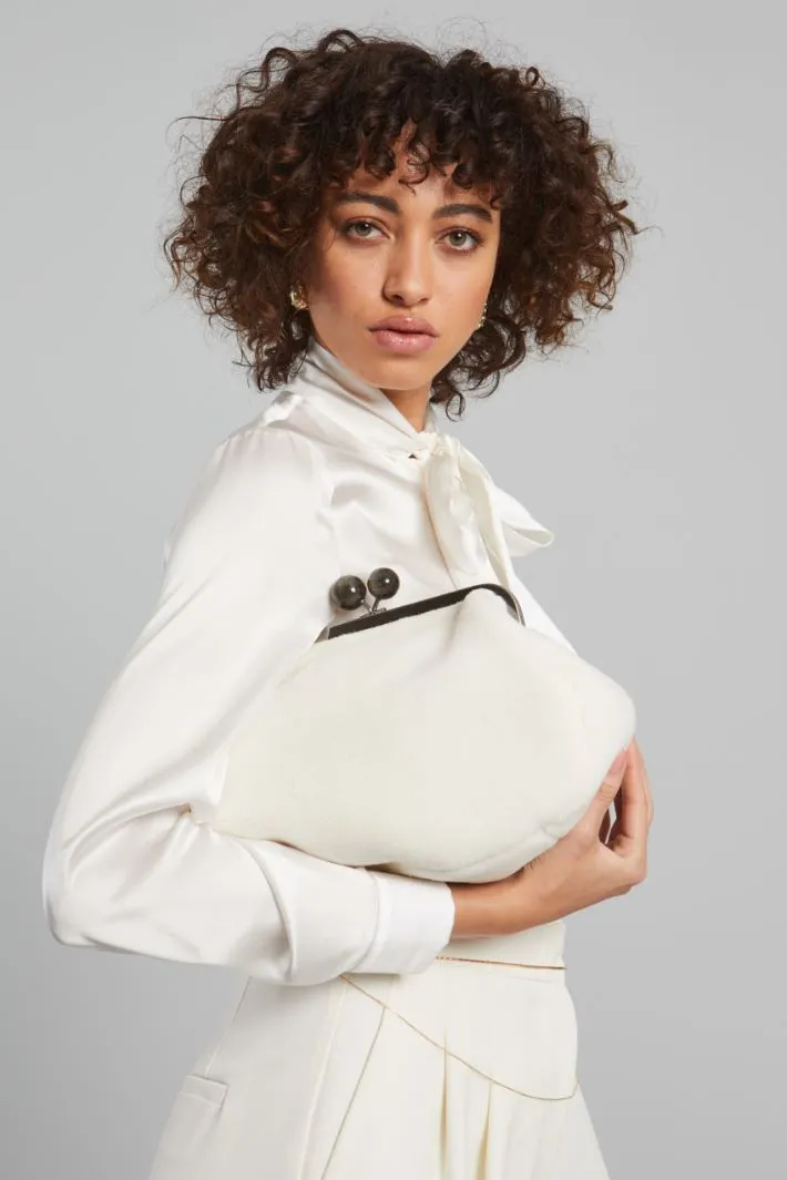 Clutch effetto pelliccia