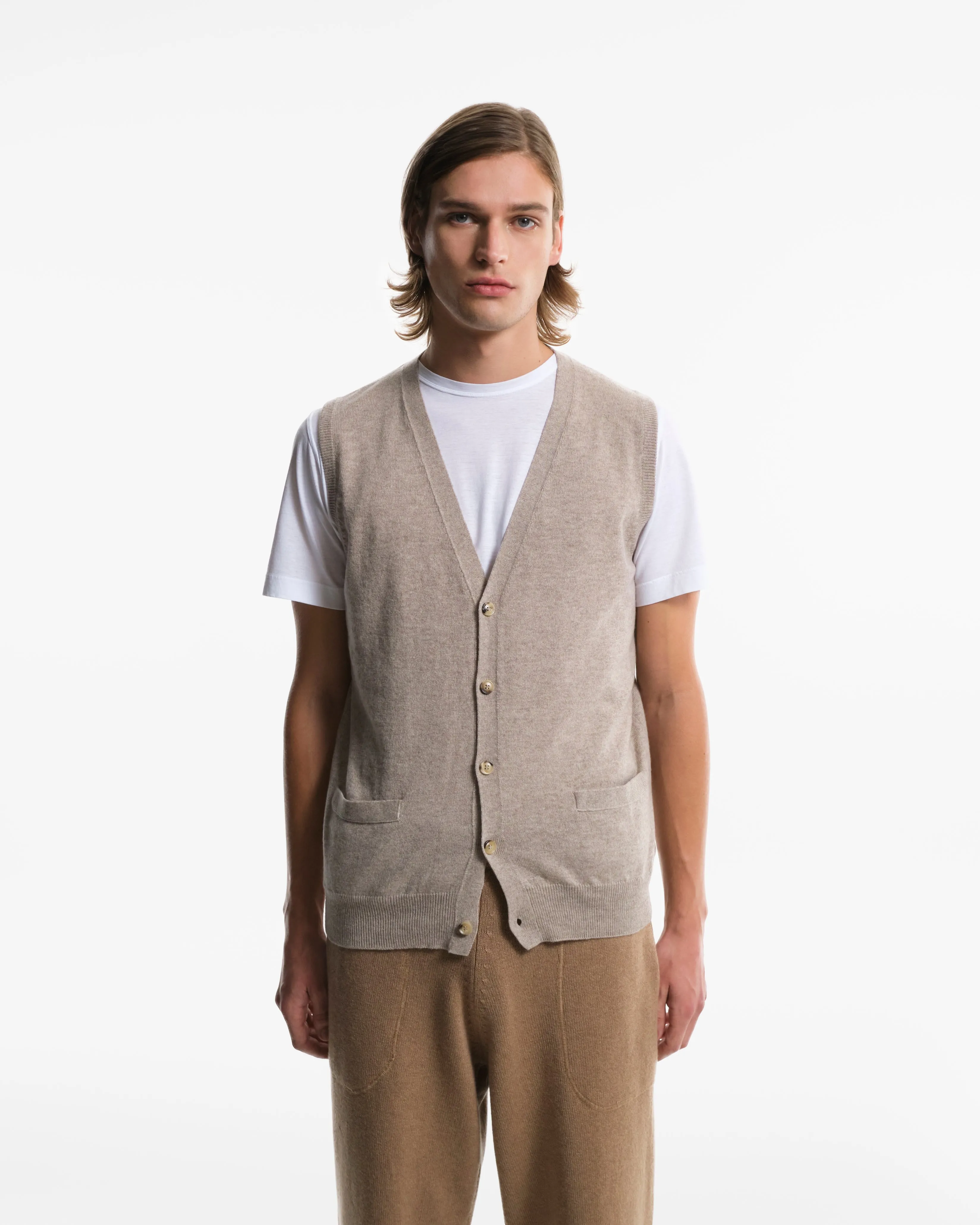 Gilet con bottoni in puro Cashmere naturale