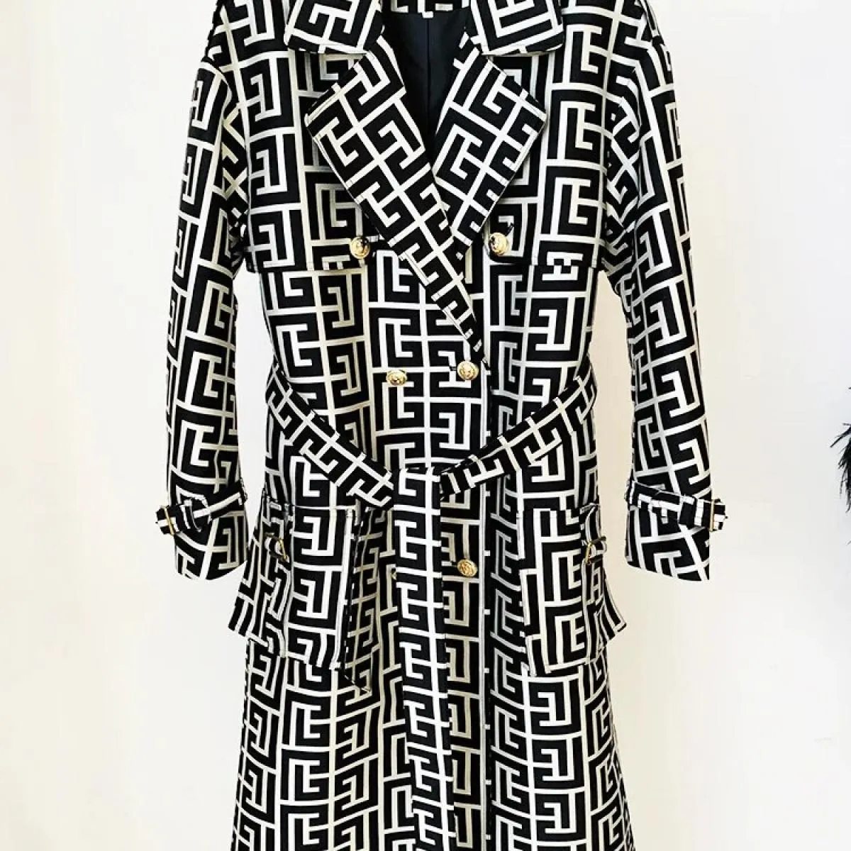 High Street Novità Autunno Inverno 2022 Designer Donna Bottoni Leone Monogramma geometrico Jacquard Trench con cintura Soprabito