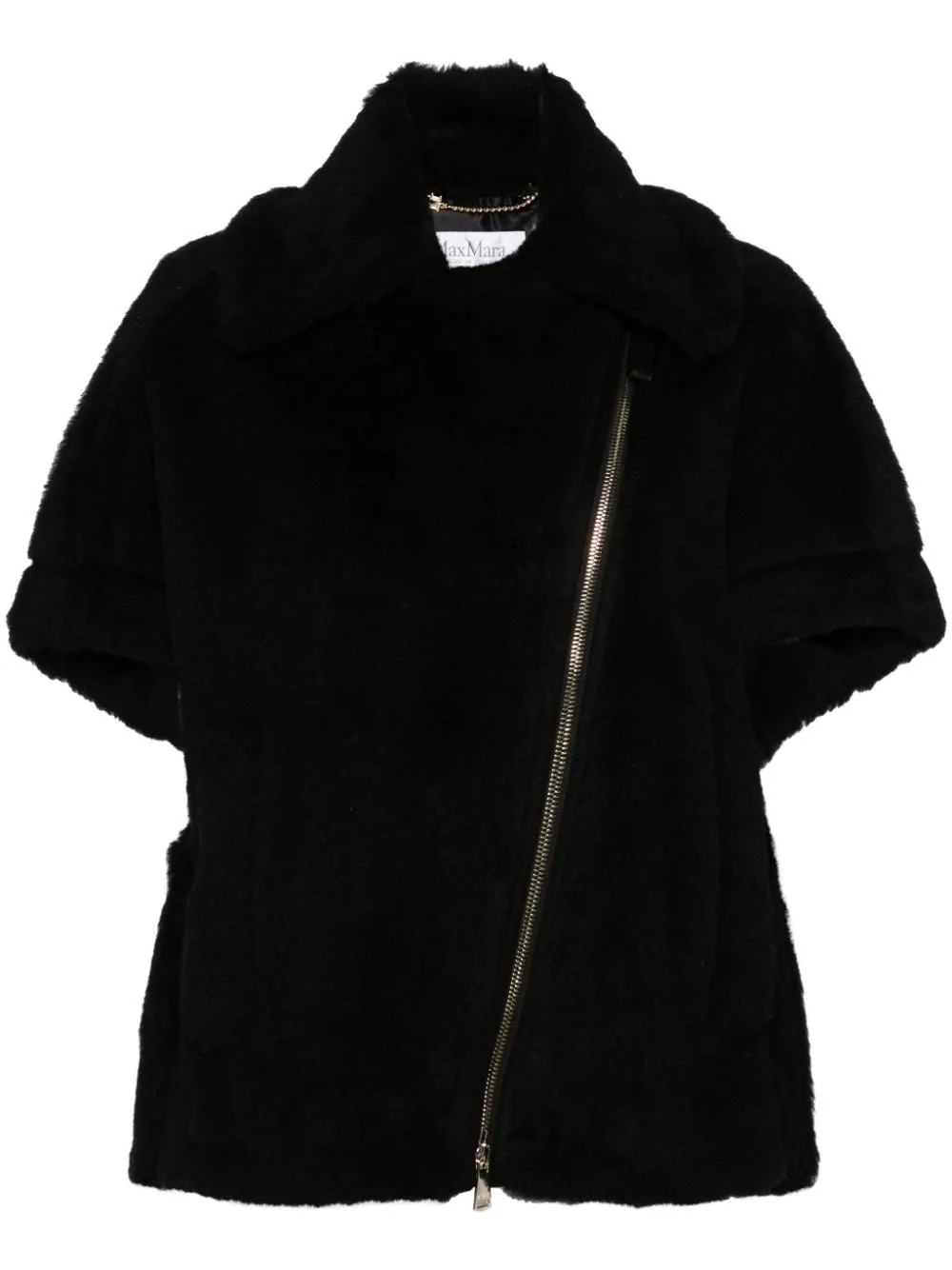 Max Mara-Mantella in shearling