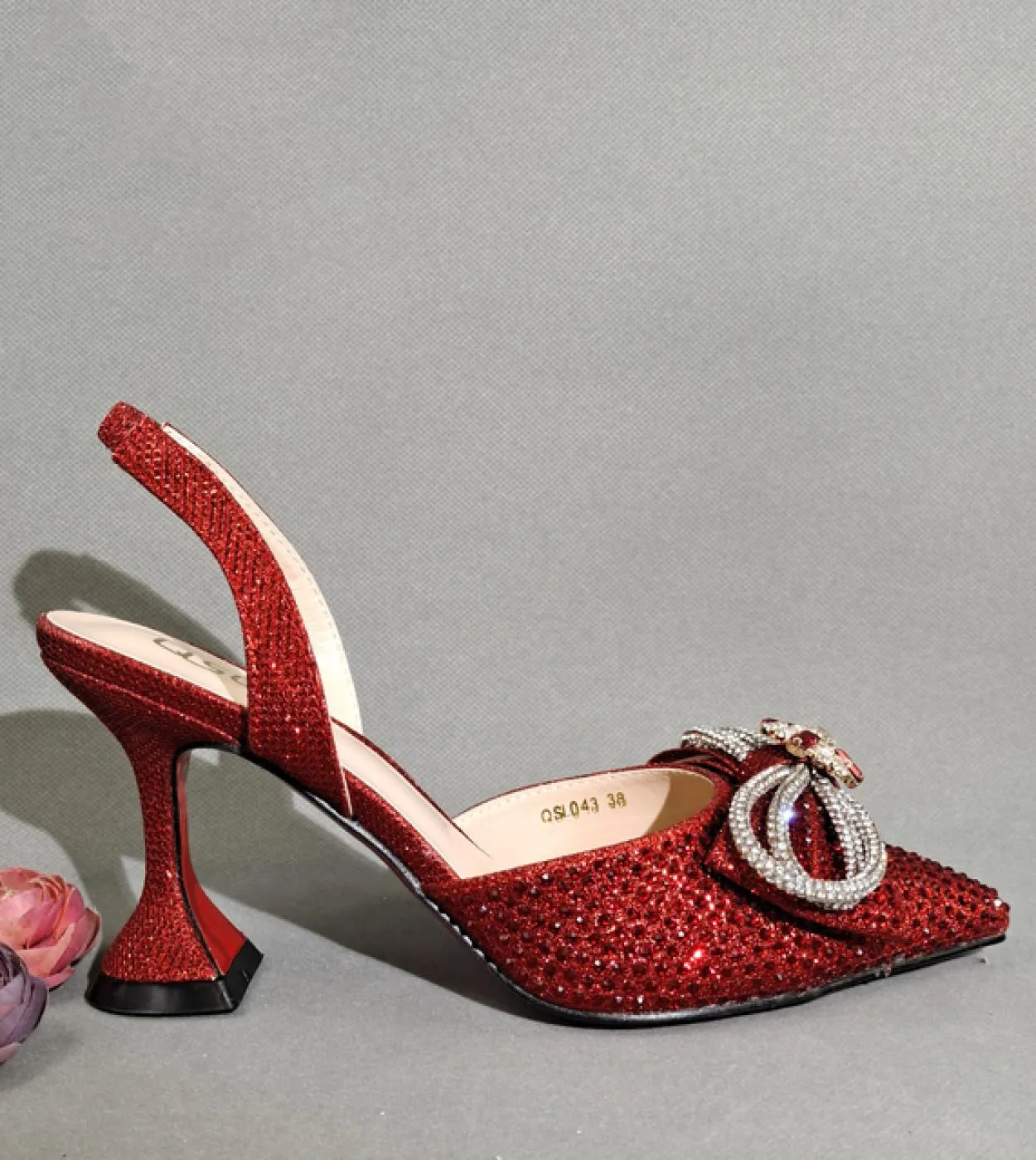 Scarpe con tacco arcobaleno Scarpe da donna Borsa con tacco a punta Scarpe con tacco a colori arcobaleno 2023 Colore