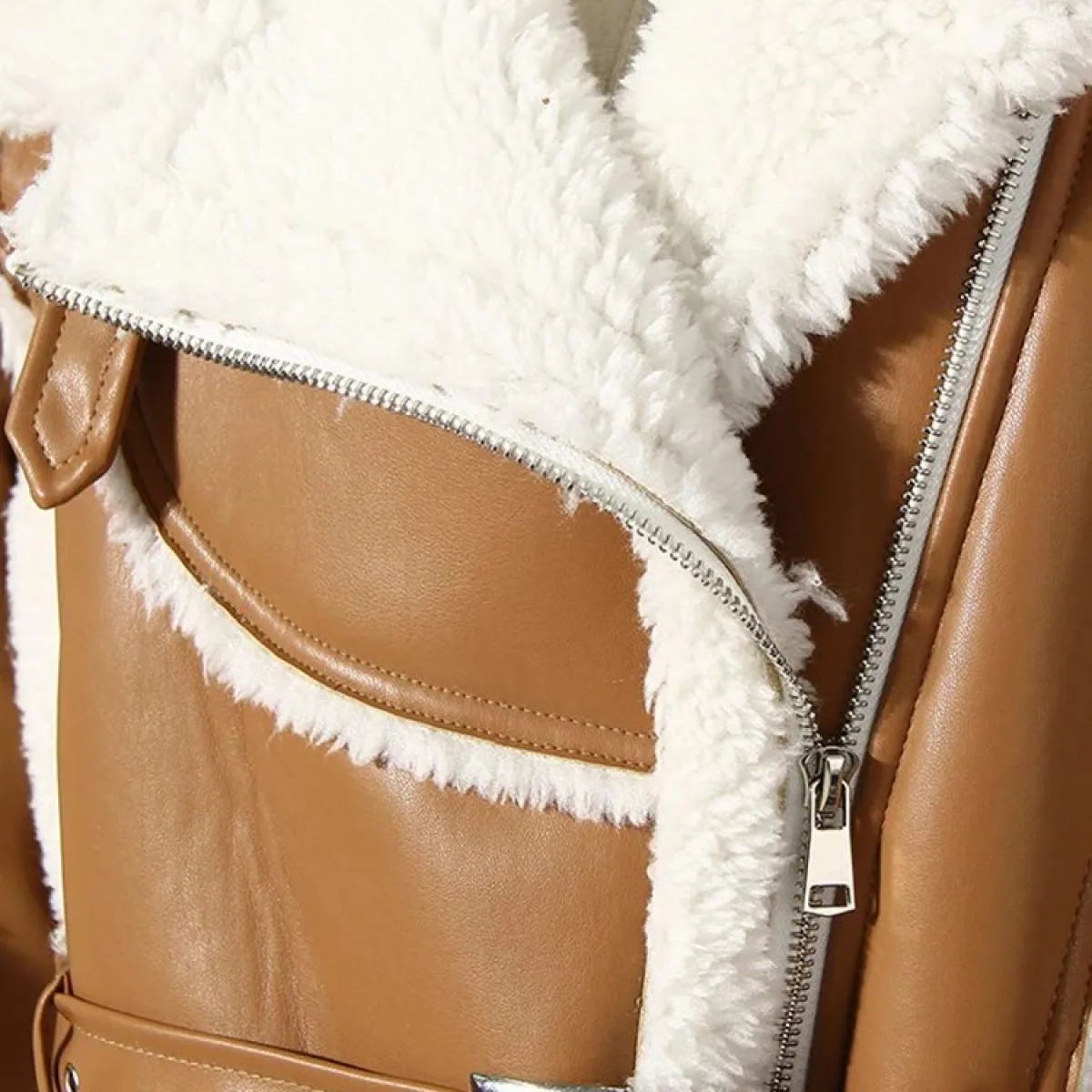 Soprabito con giacca in pelliccia sintetica patchwork da donna con cerniera invernale 2023 più recente di High Street