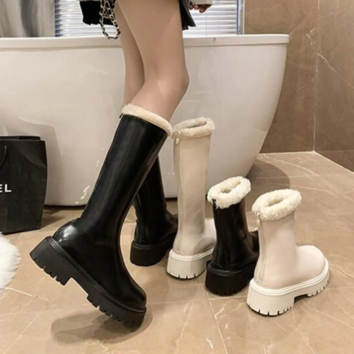 Stivali alti alla coscia caldi in peluche da donna 2023 Stivali invernali in velluto con punta tonda Suola spessa Stivali da nev