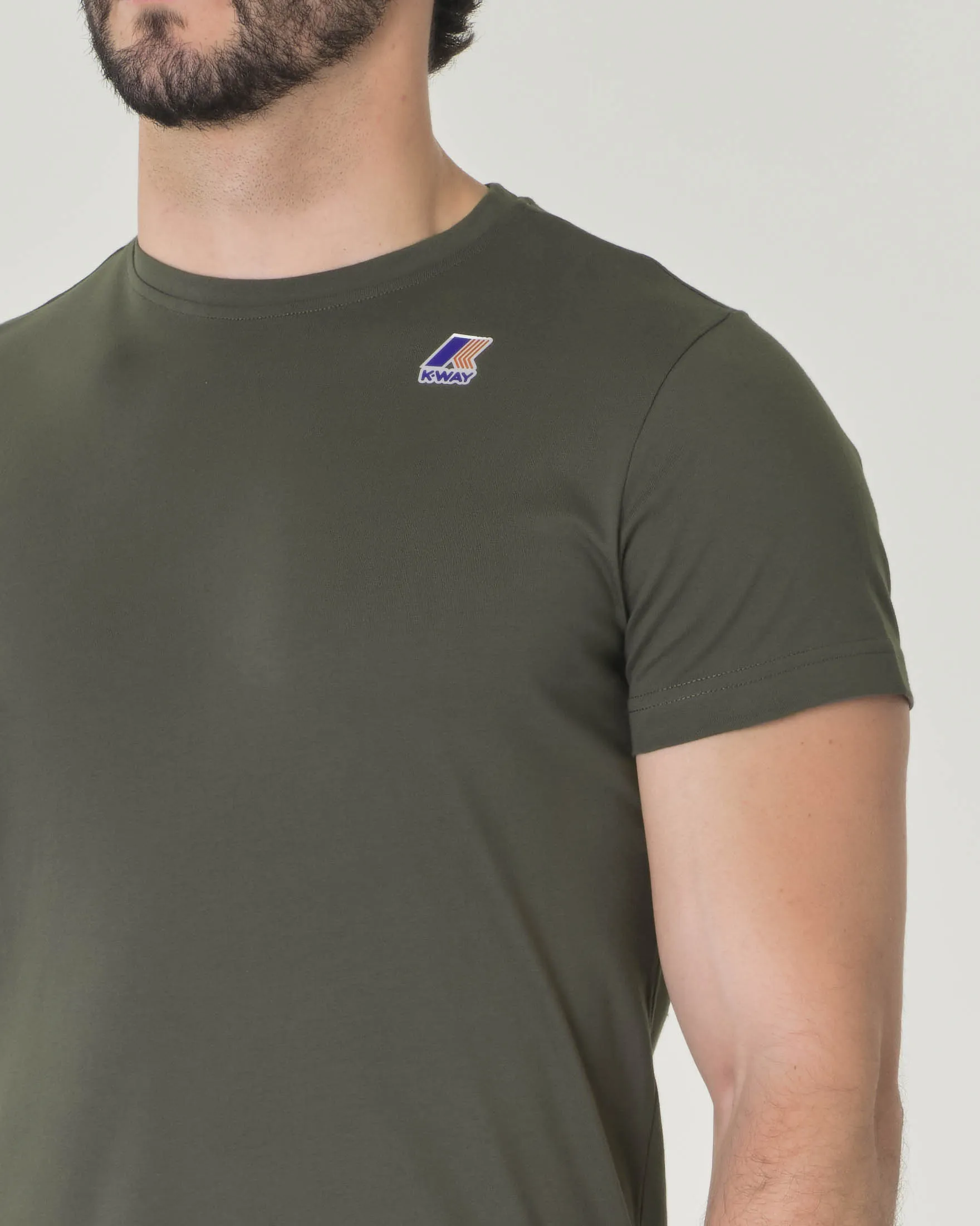 T-shirt verde militare mezza manica in jersey di cotone con logo piccolo
