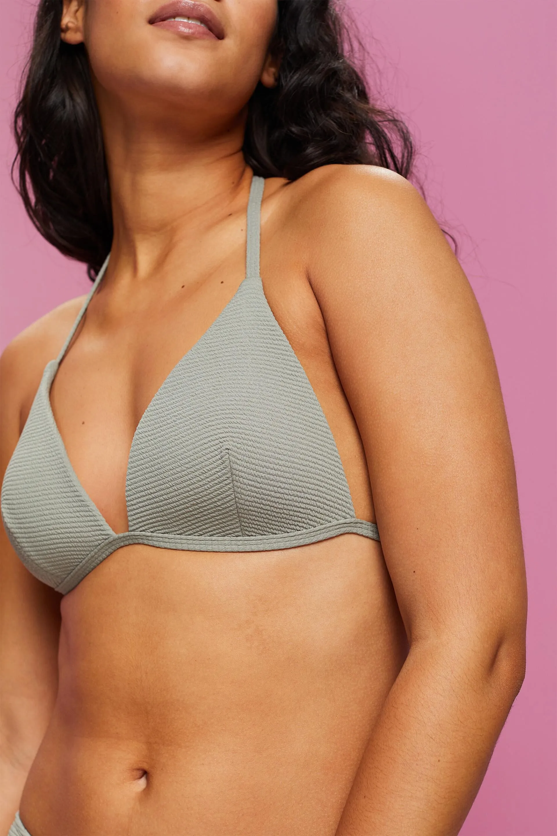 Top da bikini a triangolo strutturato
