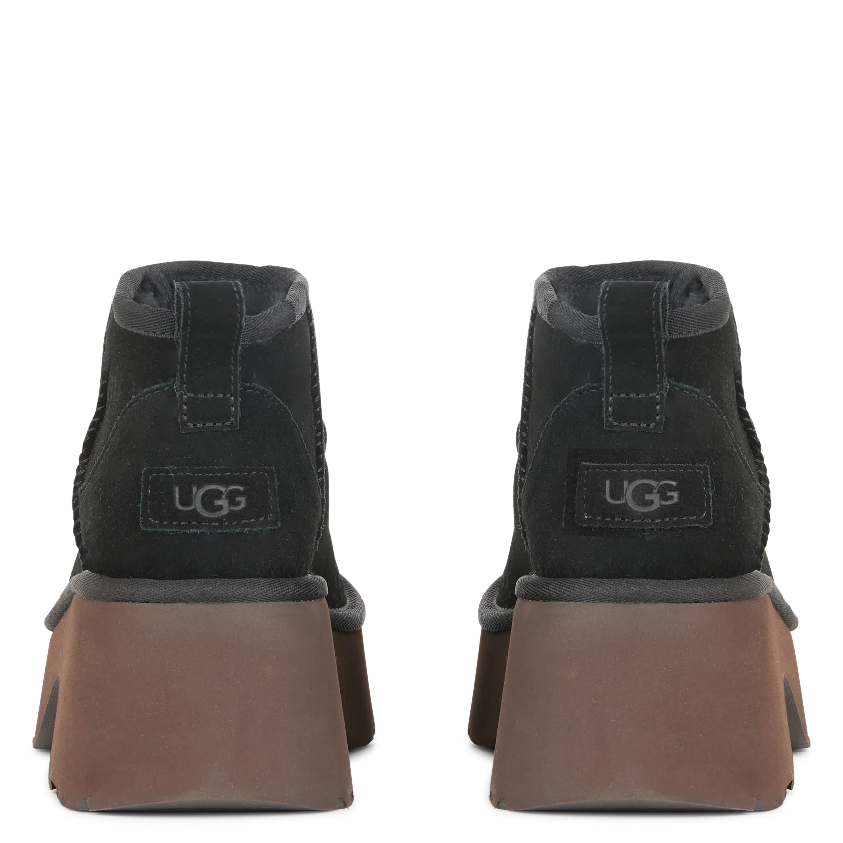  UGG   CLASSIC ULTRA MINI NEW HEIGHTS - Stivali foderati effetto pelle scamosciata | Nero
